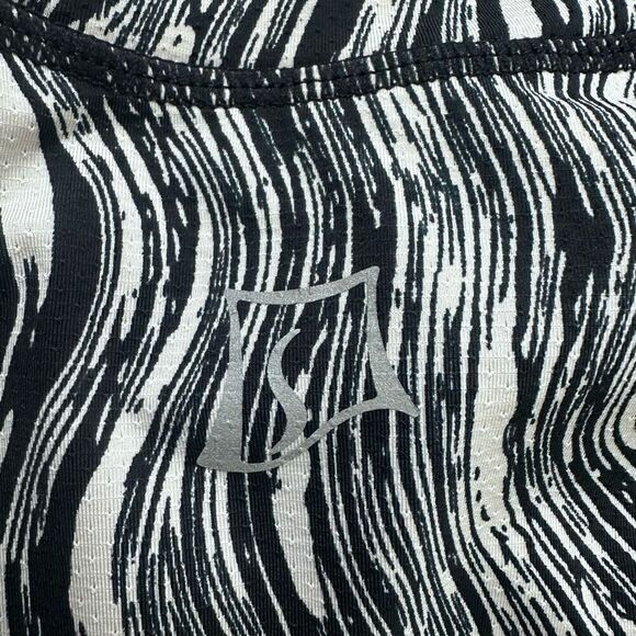 Skirt Sports Women's M Long Sleeve Athletic Tee Black White Marble Swirl Pattern - Picture 4 of 9